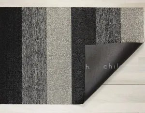 Chilewich Indoor Outdoor Shag Mat - Marbled Stripe / Salt & Pepper / 18x28"