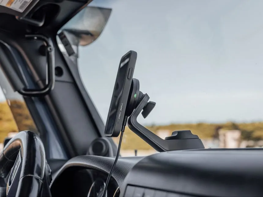 Quad Lock Windscreen/Dash - Car Mount